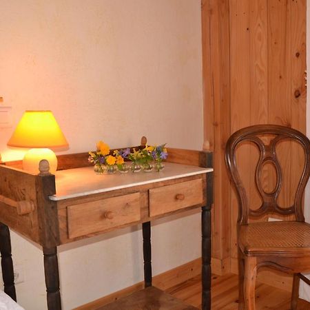 Bed and Breakfast Le Hameau De Robert Boucieu-Le-Roi Exterior foto