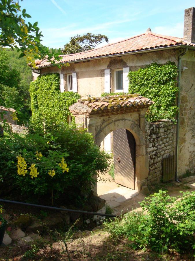 Bed and Breakfast Le Hameau De Robert Boucieu-Le-Roi Exterior foto